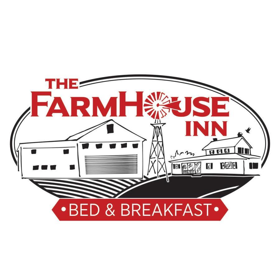 The Farmhouse Inn Guest House Nappanee Exterior photo